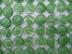 Vert bille de verre plate vert ruban galet de 30 mm par 10