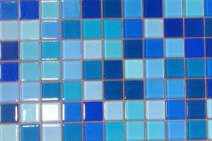 Bleu Mix bleu clair au bleu foncé brillant mosaïque vetrocristal 2.5 cm par 200 g