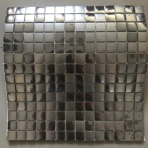 Mix nacré et mat métal gris MERCURIO série Eléments mosaïque émaux brillant 2.4 cm par 2M² soit 100 € le M²
