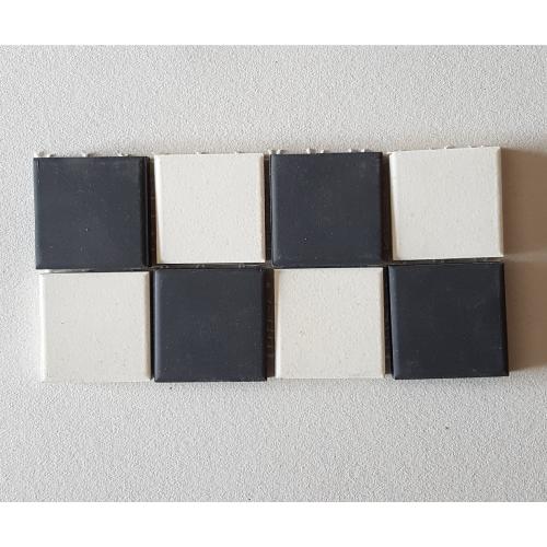 Blanc noir frise damier avec grès 5 cm mosaïque carrelage grès pleine masse par 2 ML