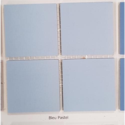 Bleu pastel 5 par 5 cm mosaïque grès antique mat paray au M²