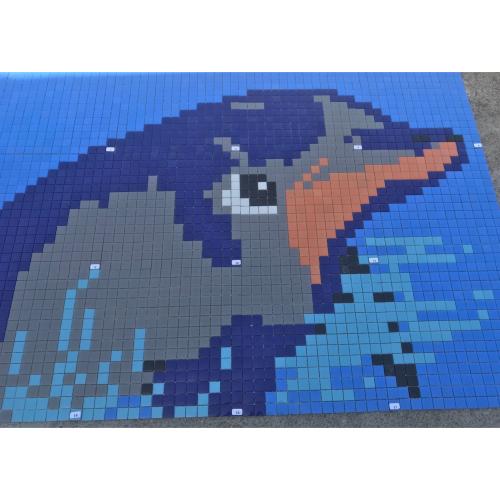 Mosaïque piscine décor tête dauphin fond bleu uni Ebro de 269 par 101 cm