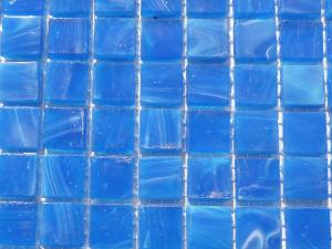 Mosaïque bleu océan émaux de venise vendu par 25 carreaux de 1.5 par 1.5cm