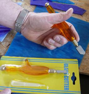 Coupe verre ergonomique crayon avec huile de coupe 100 ml