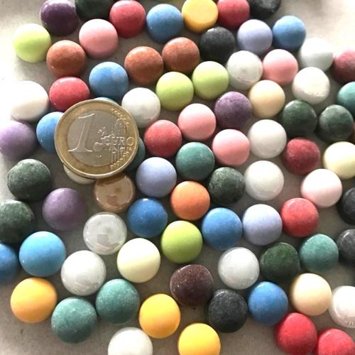 Mix couleurs ronds pastilles 12 mm en émaux de verre uni par 50g