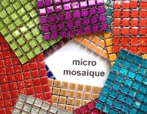 micro mosaïque en plaque pixel art